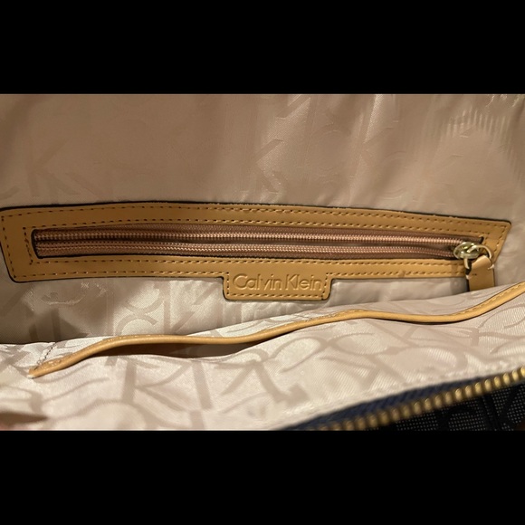 Calvin Klein Signature Logo Navy Satchel Purse - Picture 9 of 13